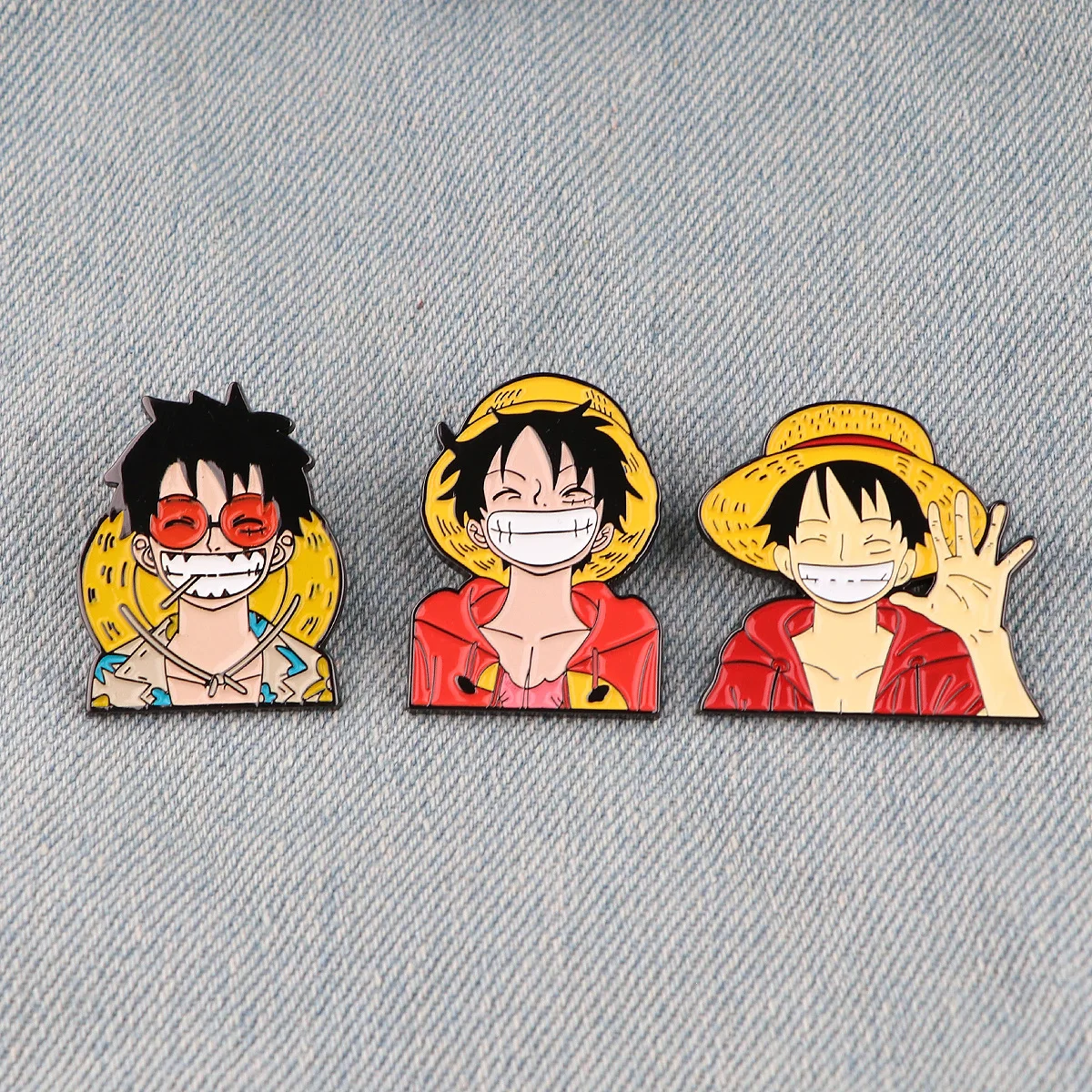3pc Anime Giapponese Rufy Roronoa Zoro Smalto Spille Spille Manga Spille per Le Donne Gioelleria Raffinata E Alla Moda Accessori Cosplay Regali