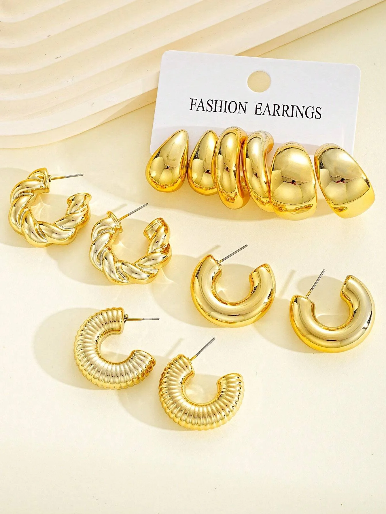 12 ชิ้น/เซ็ตแฟชั่นคลาสสิกTwist Cรูปร่างTear Drop Designผู้หญิงทอง-สีต่างหูสําหรับทุกวันที่ทํางานและชุดปาร์ตี้ 2024