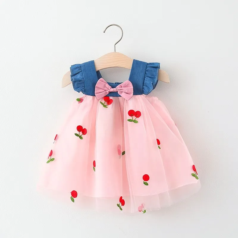 Vestido de verão para meninas, jeans, manga voadora, laço, fofo, cereja, malha colorida, vestido de princesa, adequado para bebês de 0 a 3 anos