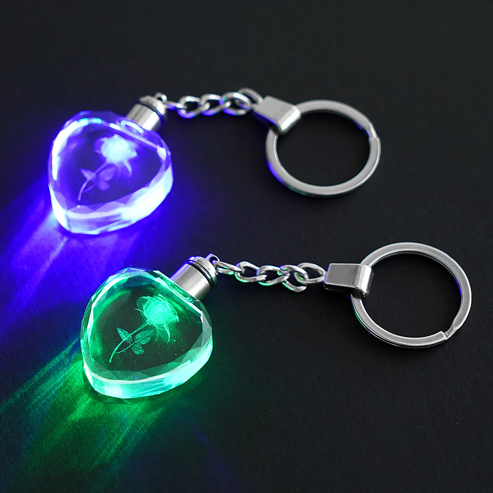 Moda colorida fada rosa flor padrão amor forma cristal strass led luz chaveiro amante chaveiro jóias