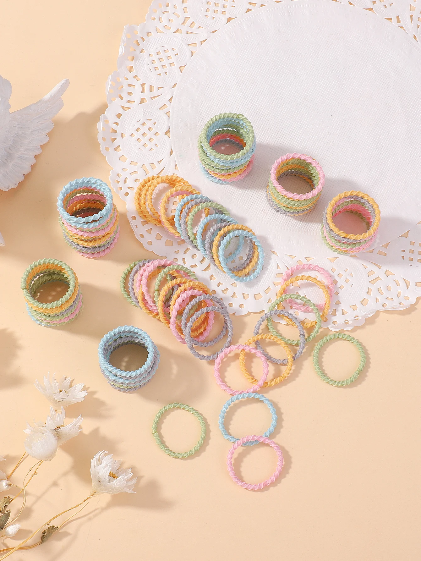 Conjunto de faixa de borracha colorida para crianças pequenas, 100 peças, 2cm de altura, anéis de polegar elásticos que não machucam o cabelo, scrunchies de bebê, linha pequena