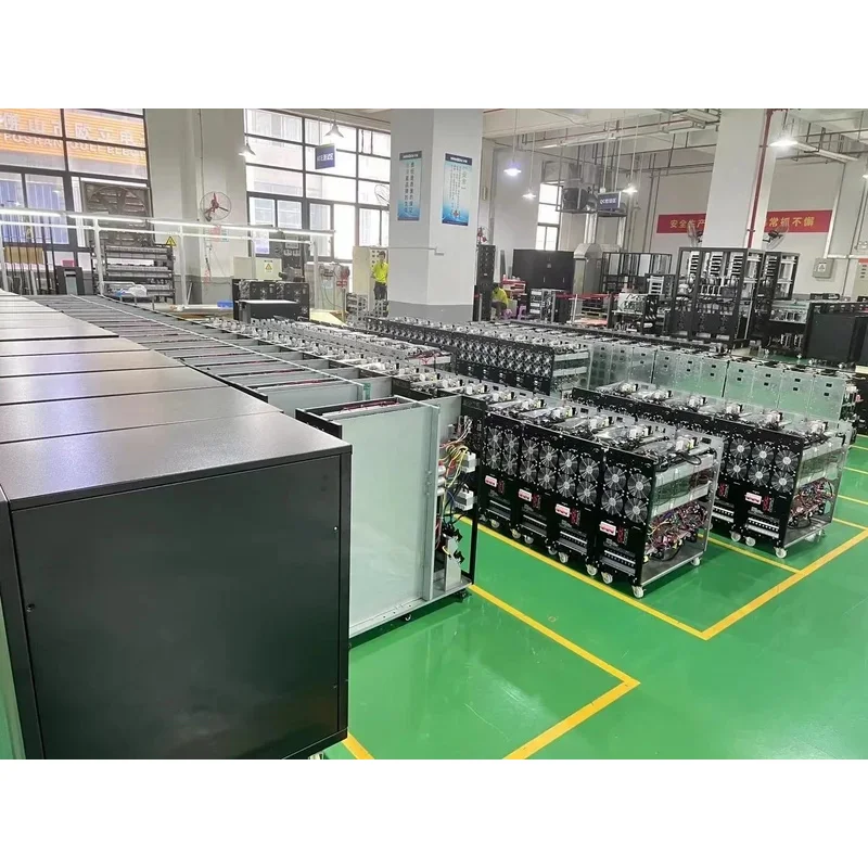 2025APC-SE SURT2000XLICH 2U 1400W 2000VA 6 IEC 60320 C13 Smart-UPS para uso doméstico e industrial con soporte técnico