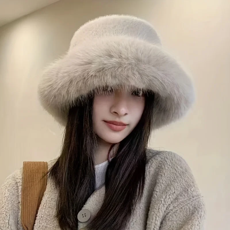 แฟชั่นFaux Furหมวกขนาดใหญ่สําหรับผู้หญิงรัสเซียCossack FluffyฤดูหนาวหมวกFuzzy Fluffyหมวกขนาดใหญ่สีชมพูไวน์แดง