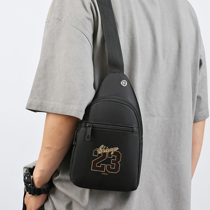 Bolsa quadrada neutra para homens e mulheres, perfeita para viagens ou negócios, com design impresso digital.