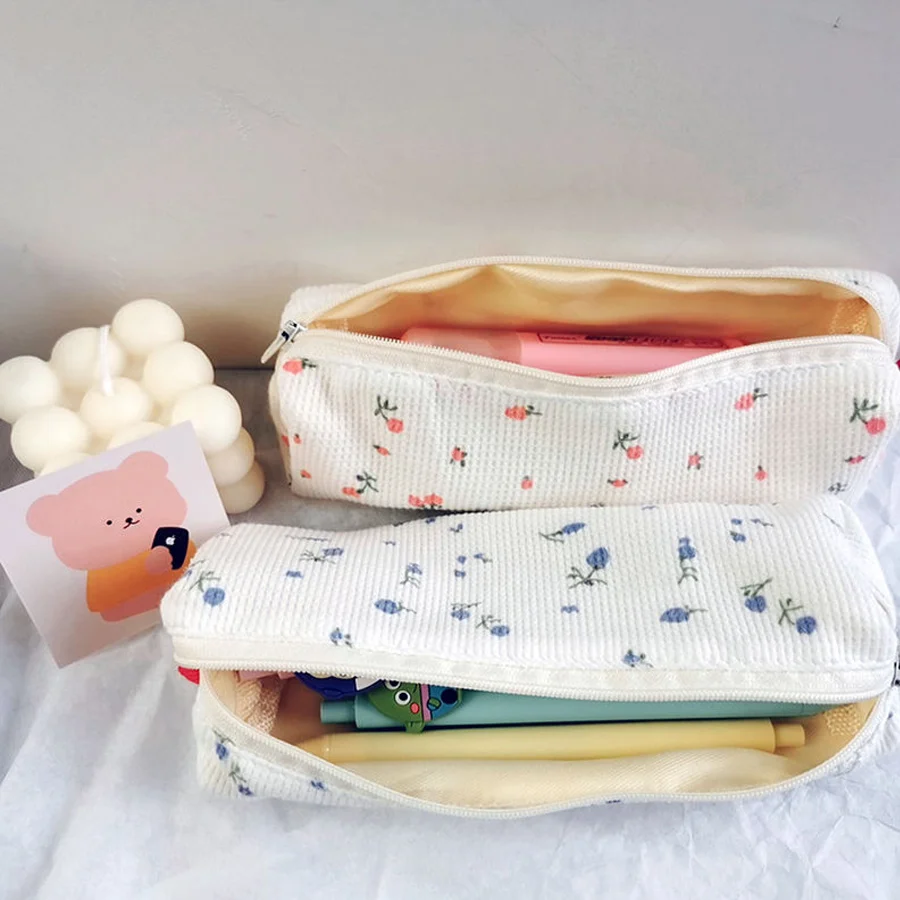 Astuccio per matite stile floreale fresco Kawaii Astucci per matite con fiori piccoli Astuccio per penne semplice e carino Borse portaoggetti Materiale scolastico Regalo di cancelleria