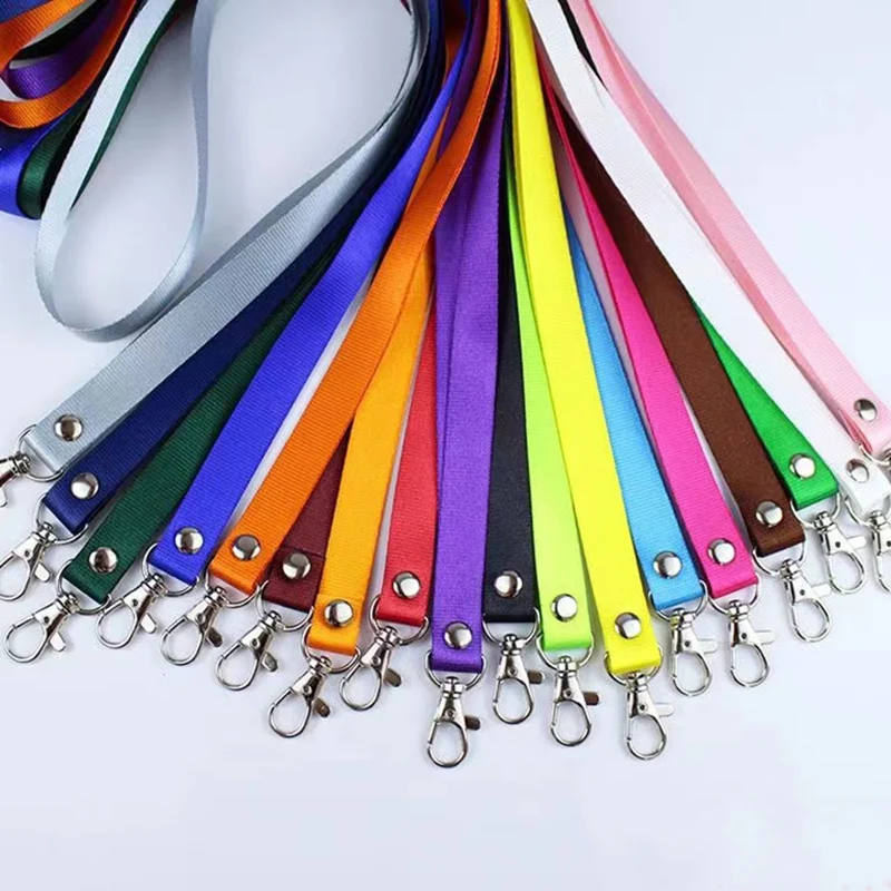 Cordino di sicurezza con tracolla appesa al collo per custodia per carte ID Nome Porta badge Uomo Donna Chiusura anti-smarrimento Portachiavi in corda Anello in metallo da cortile