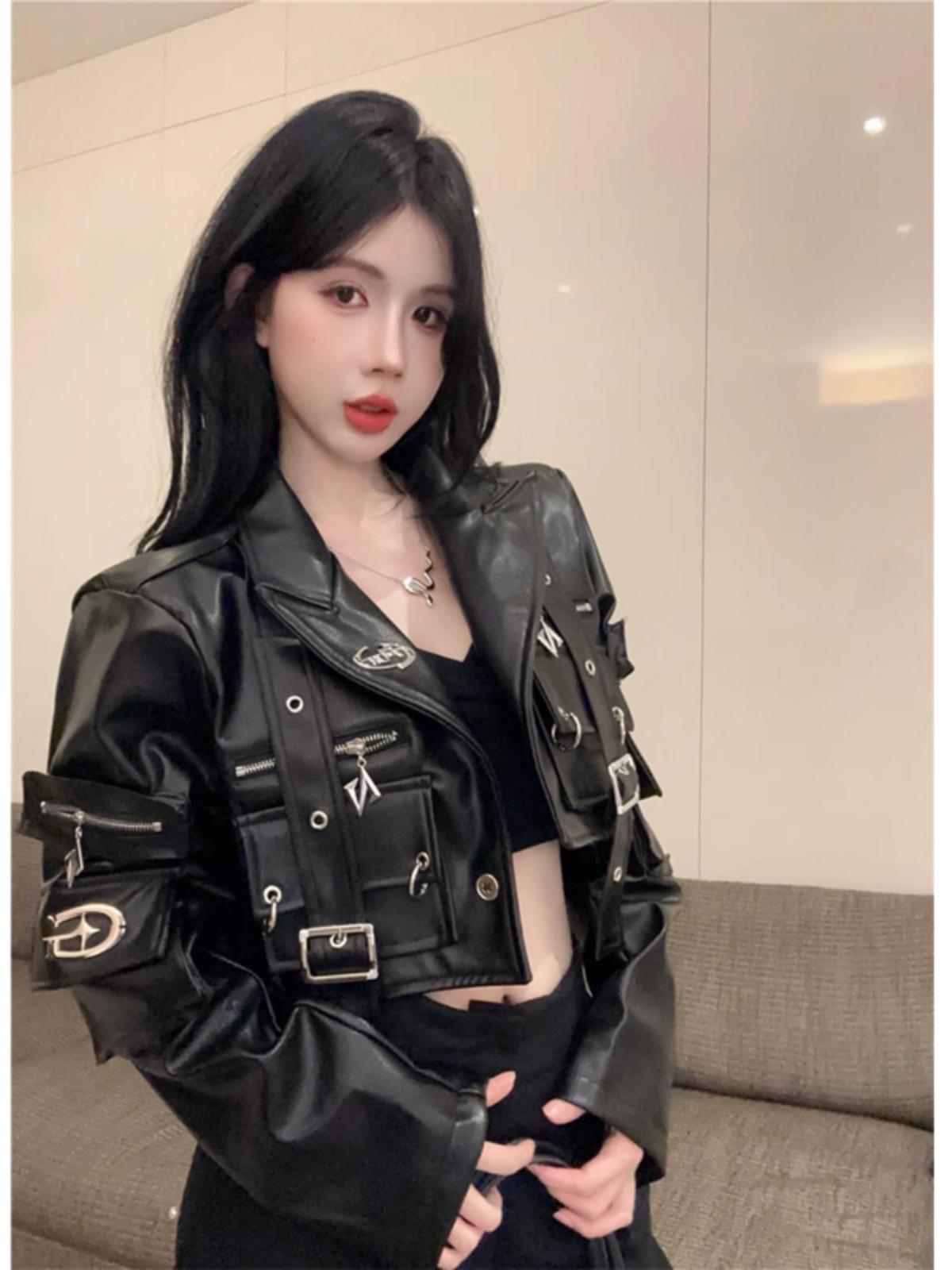 Jaqueta de Couro PU com Design de Zíper Resistente para Mulheres, Novo Estilo de Início de Outono, Roupas de Motocicleta Pret...