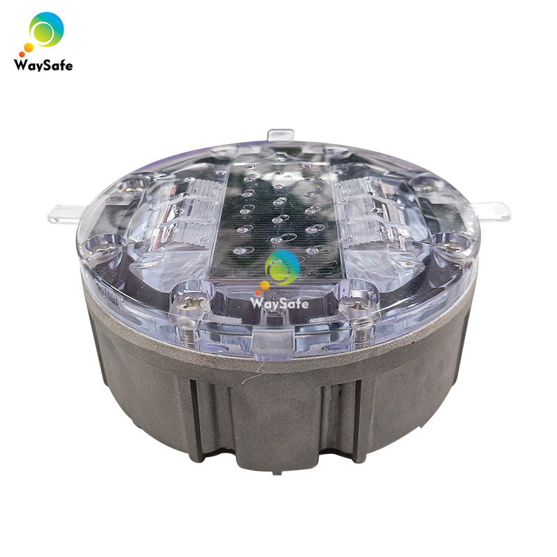 Luces intermitentes impermeables IP68 de ojo de gato con perno Solar inteligente para caminatas, patimiento, reflectores de autopista, nuevo diseño