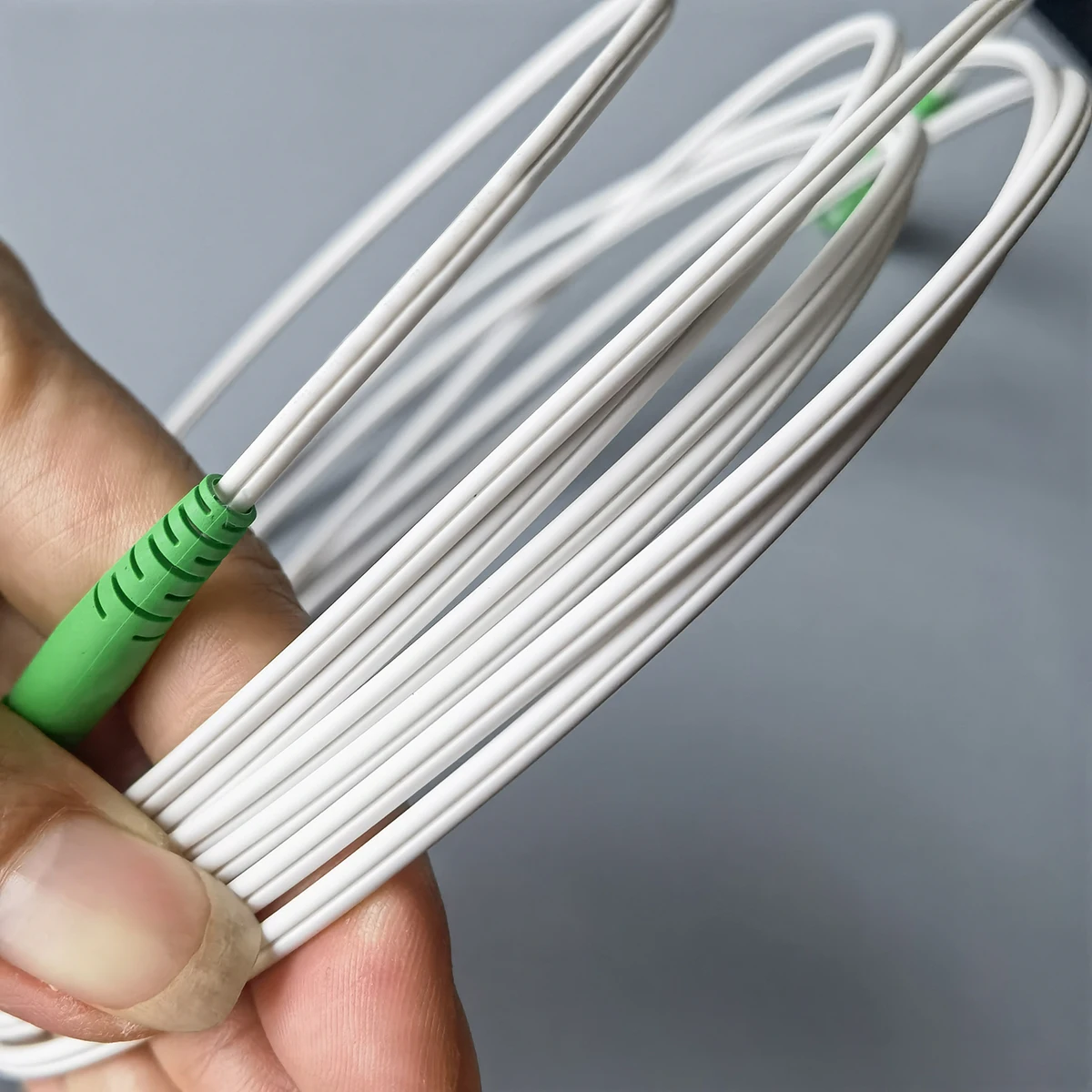 Cavo in fibra ottica per interni Cavo patch cord FTTH SC/APC a SC/APC Cavo in fibra ottica monomodale con filo bianco all'ingrosso