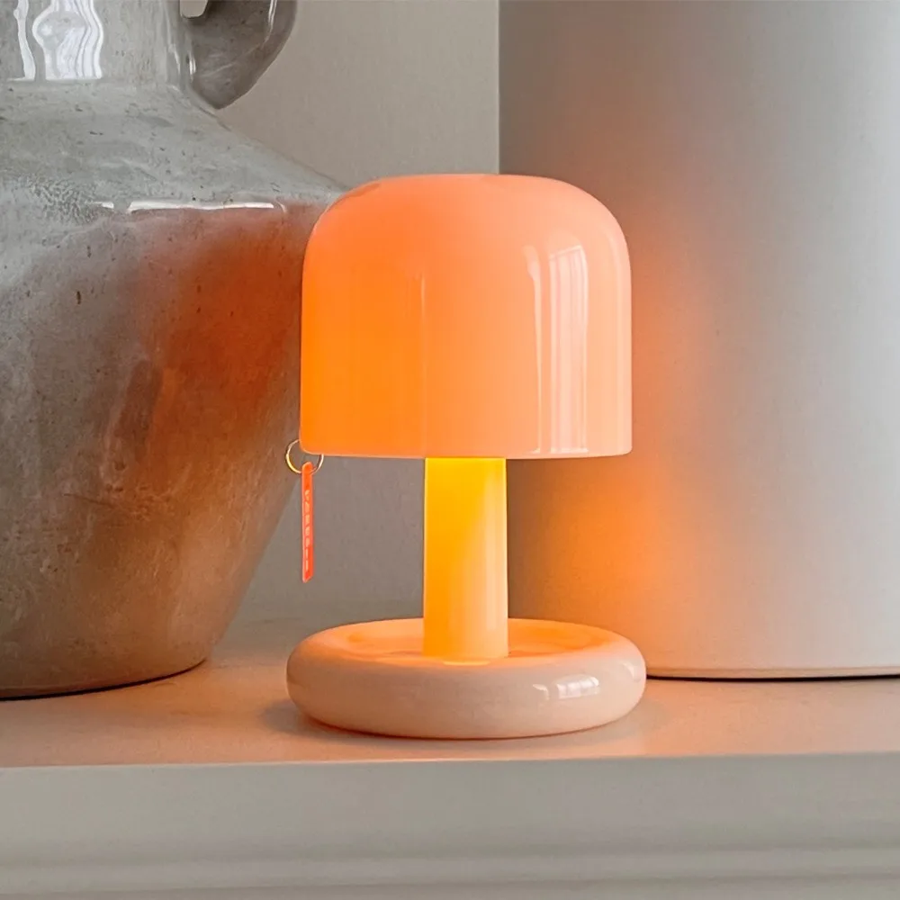 Lámpara de noche de puesta de sol, Mini luz Led nocturna de estilo seta recargable por USB creativa de escritorio para cafetería, decoración del hogar y dormitorio