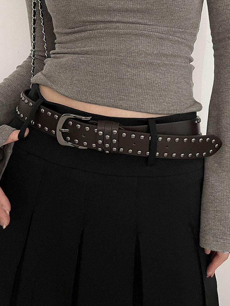 2026 Nieuwe Damesriem Dames Jeans Tie-in Damesriem Mode Persoonlijkheid Klinknagelriem Senior Zwarte Mode