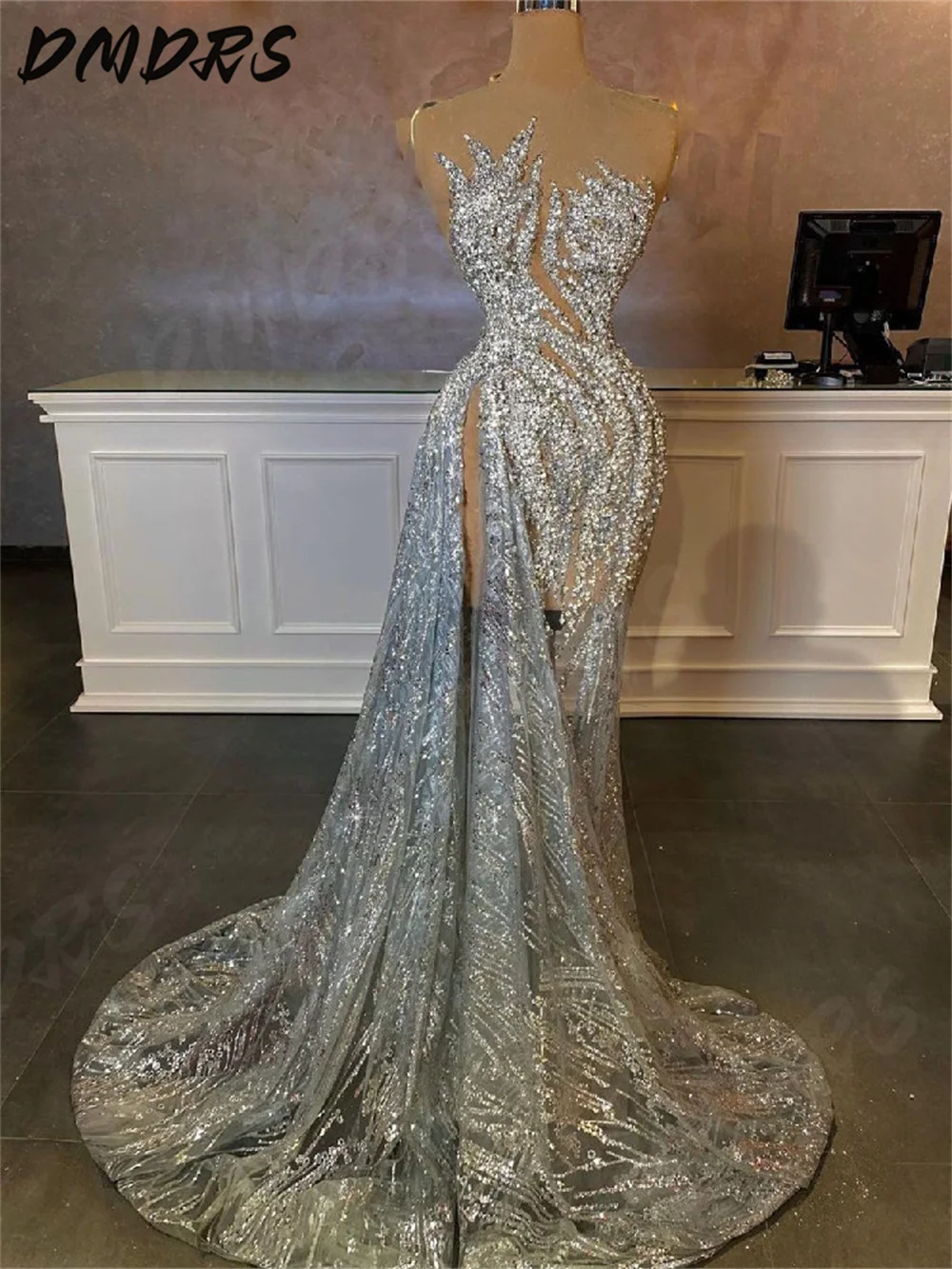 Vestido de lantejoulas brilhante, decote em v, sem mangas, fenda lateral, apliques frisados, monocromático, luxuosos vestidos sereia, vestido de baile