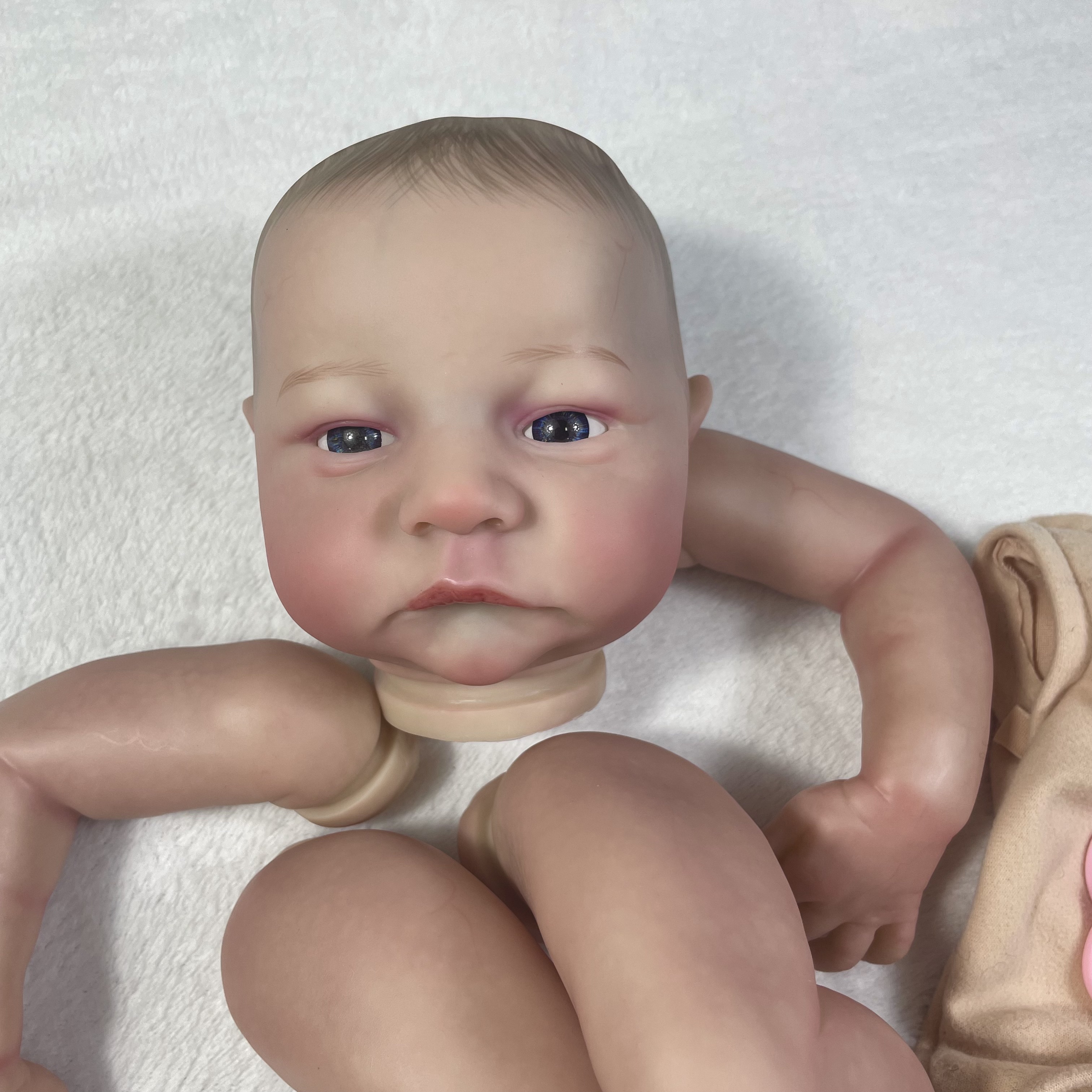 MRB 19 インチ塗装済みリボーンドールパーツ Levi Awake リアルな赤ちゃん 3D 絵画 目に見える静脈付き 布ボディ付属