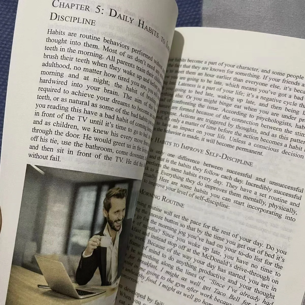 1 libro El poder de la disciplina de Daniel Walter, libro inglés de autoayuda motivacional, libro de bolsillo