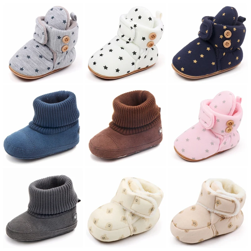 Botas de bebê com bolas felpudas para primeiros caminhantes, sapatos monocromáticos para meninas e meninos infantis, sapatos quentes de alta qualidade para crianças, moda, 0-18m, inverno, 2024