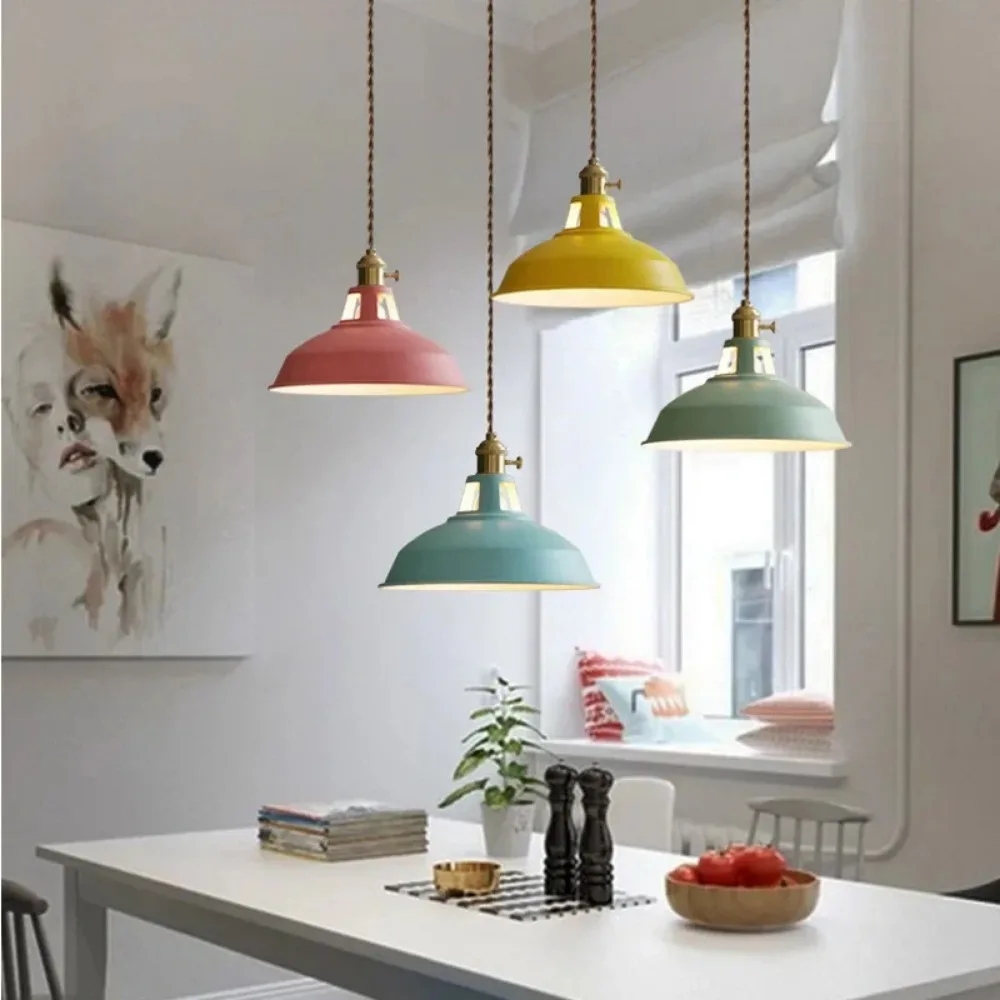 ข้างเตียงโคมระย้าขนาดเล็กโมเดิร์น Minimalist Nordic บุคลิกภาพความคิดสร้างสรรค์ร้านอาหารห้องนอน Macaron ทางเดินระเบียงบาร์โคมระย้า