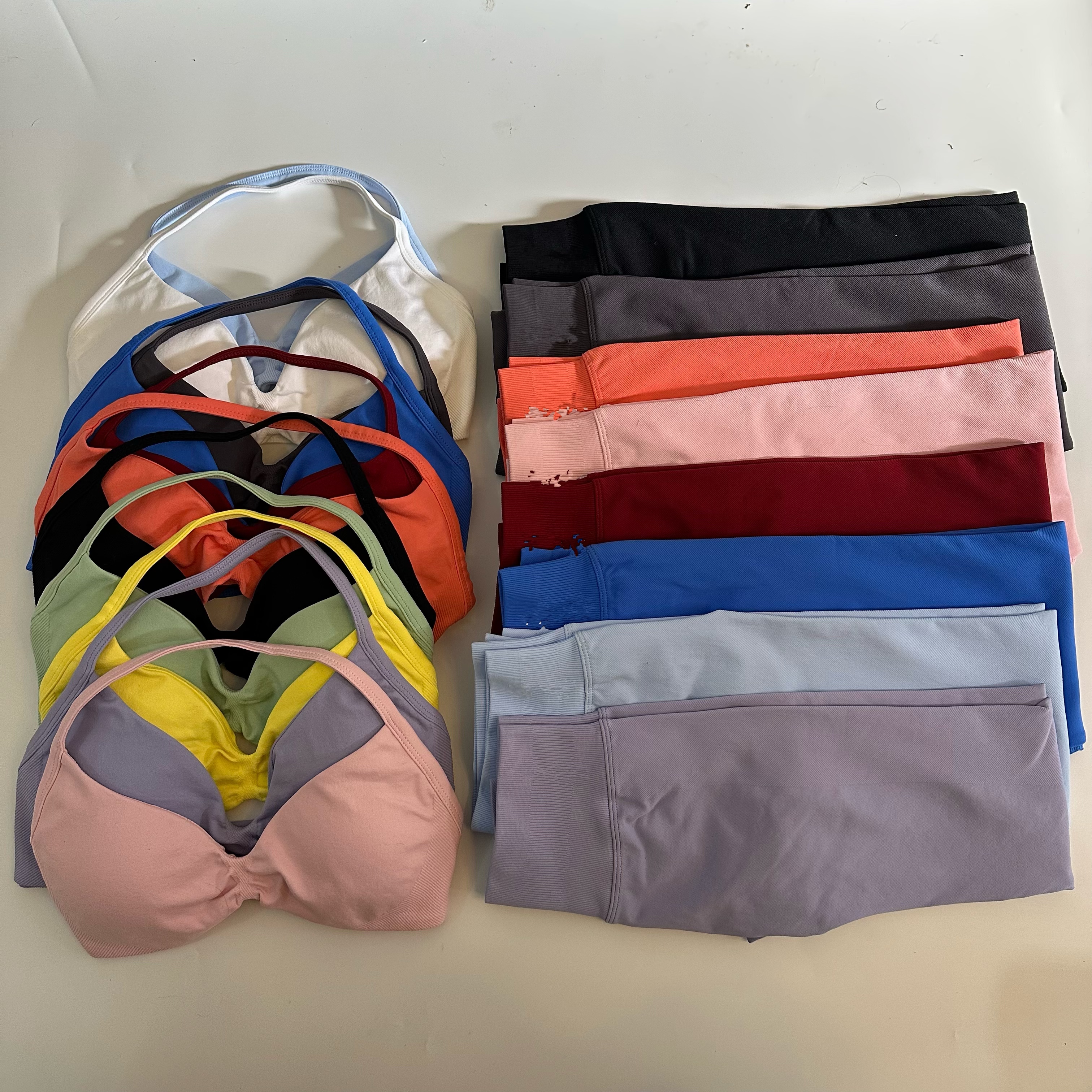 Бесшовный комплект для йоги без логотипа, женские леггинсы для тренировок, спортивный бюстгальтер с лямкой на бретельках, одежда для фитнеса, тренажерного зала, комплект для тренировок, комплект из 2 предметов