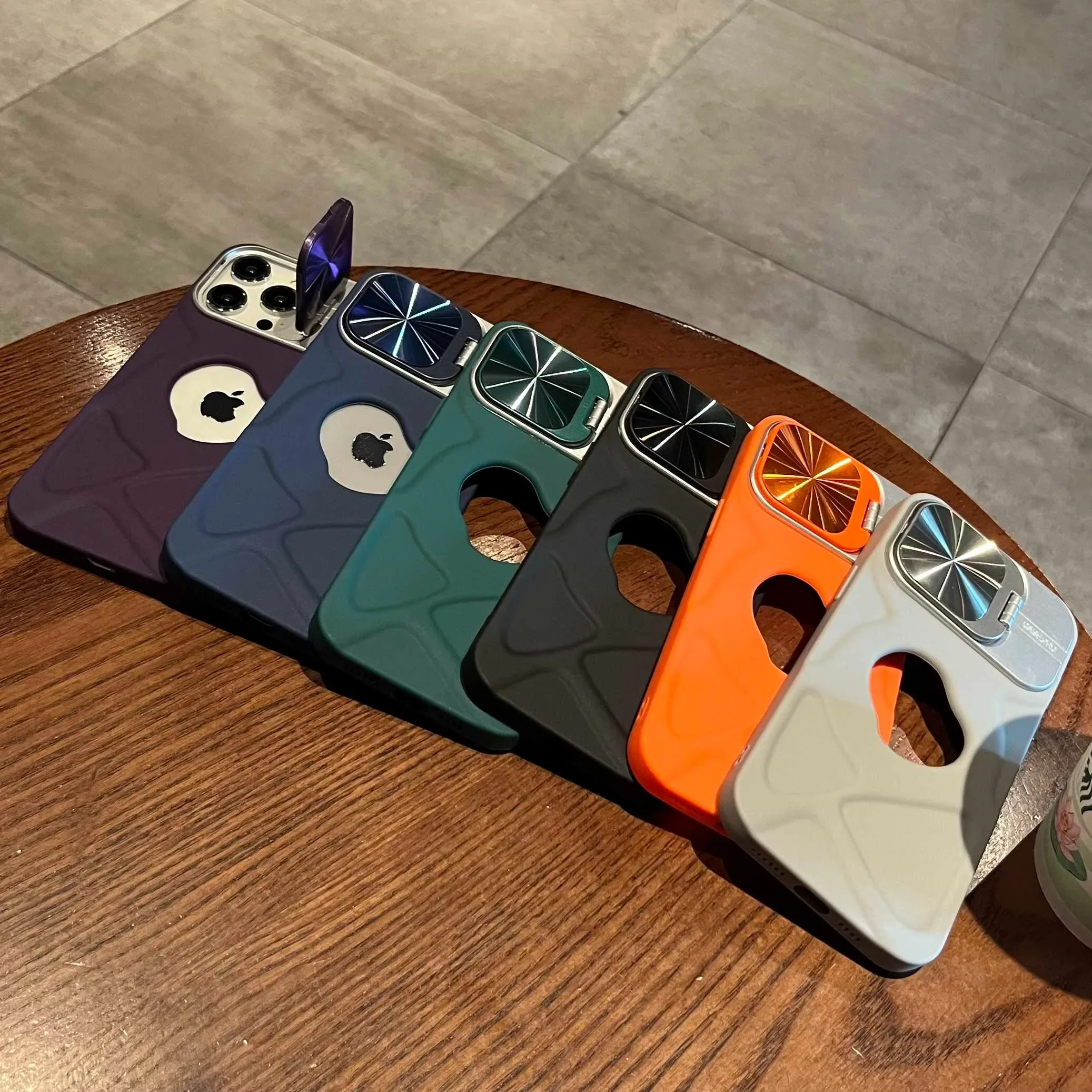 Funda magnética con agujero para logotipo de moda para iPhone 11, 12, 13, 14, 15 16 Pro Max Plus, protección de lente, soporte con tapa, funda suave de silicona Magsafe