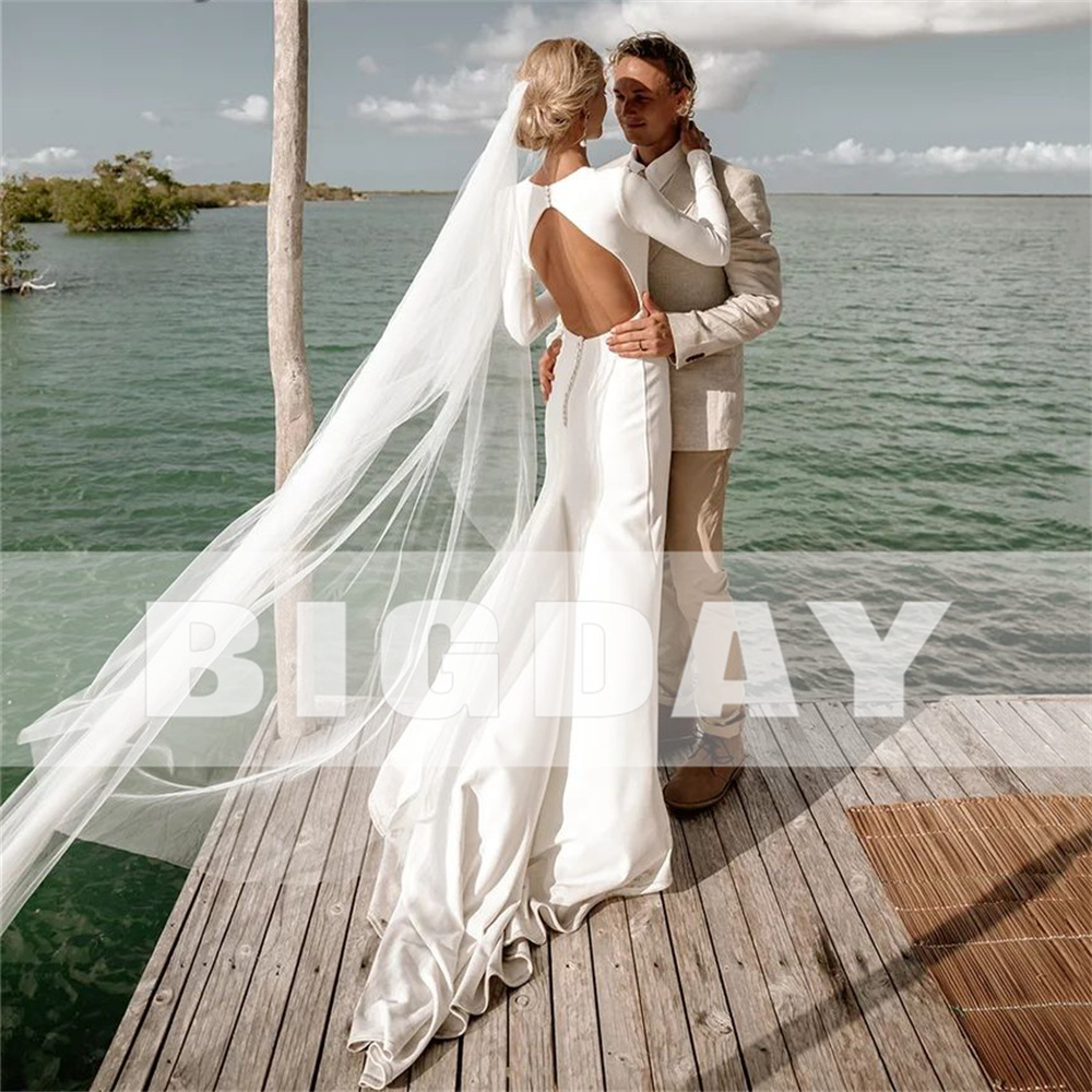 Abiti da sposa eleganti a sirena Manica lunga O-Collo Aperto sul retro Bottone semplice Abito da sposa in raso Treno Abiti da Noiva Personalizzato