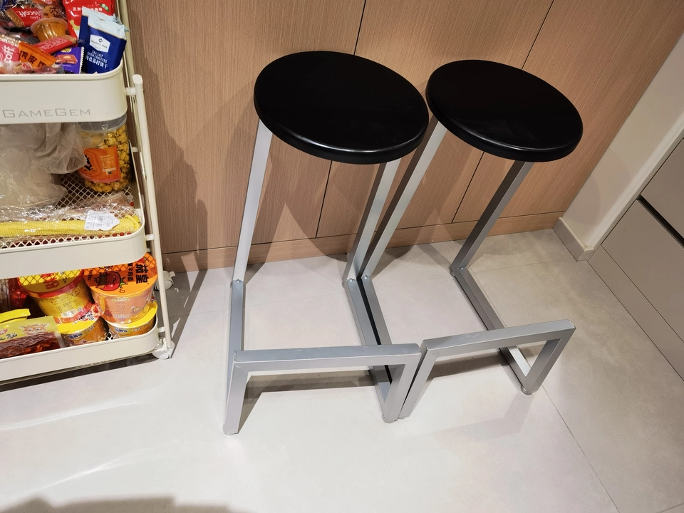 Taburete de Bar de Metal nórdico, silla de Bar de madera para el hogar, asiento redondo de madera, taburete creativo de hierro, taburete alto para cajero