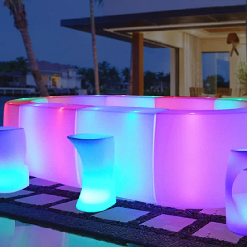 LED-Stehtisch, große Esstische, Küchenmöbel, stehend, Kuchen, Außenbereich, Raumdekoration, Buffet, hoch, cool, klein, hell, Theke, Party