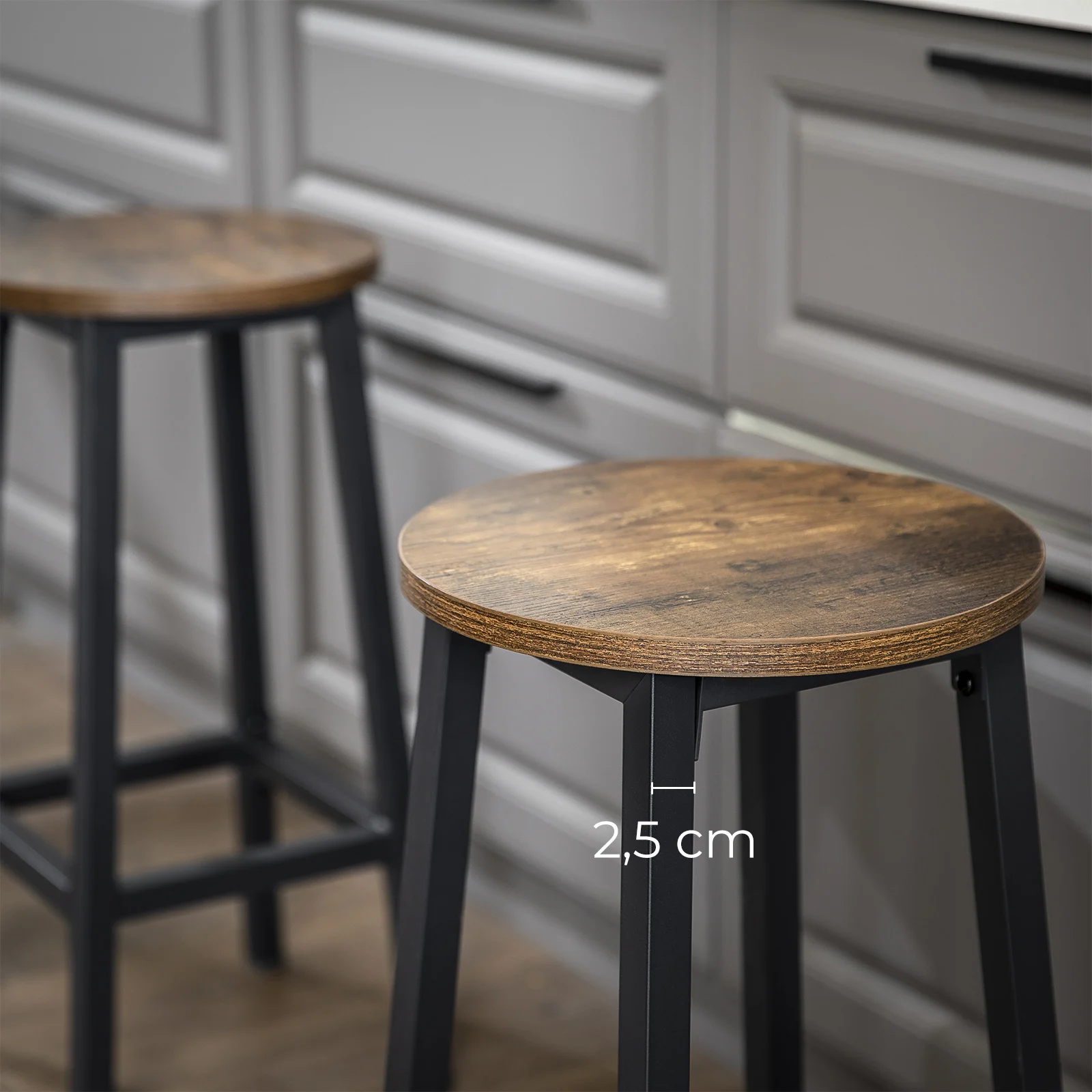 VASAGLE Bar Stools Set of 2, Kitchen Stools, Bar Chairs with Metal Frame and Footrest, Easy to Assemble