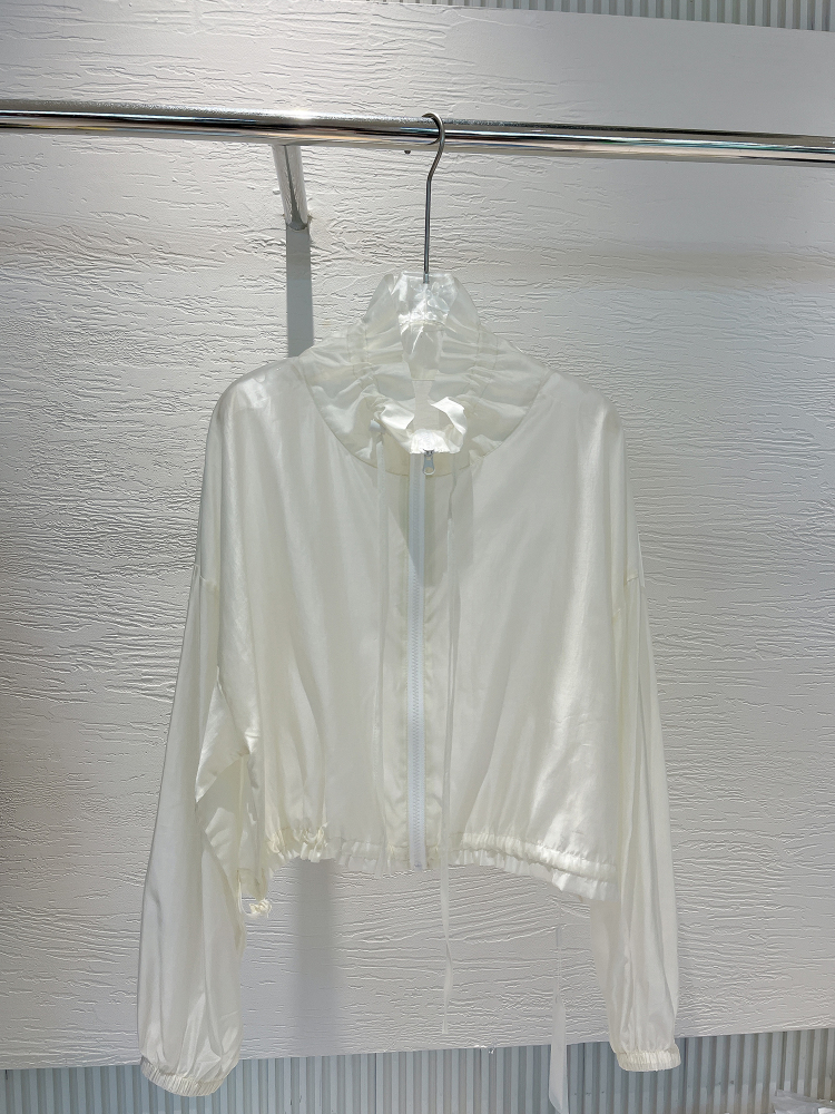 Csa Fena Leve Estilo Coreano para Atividades ao Ar Livre com Gola Alta e Zíper, Proteção Solar, Moda para o Verão 2025