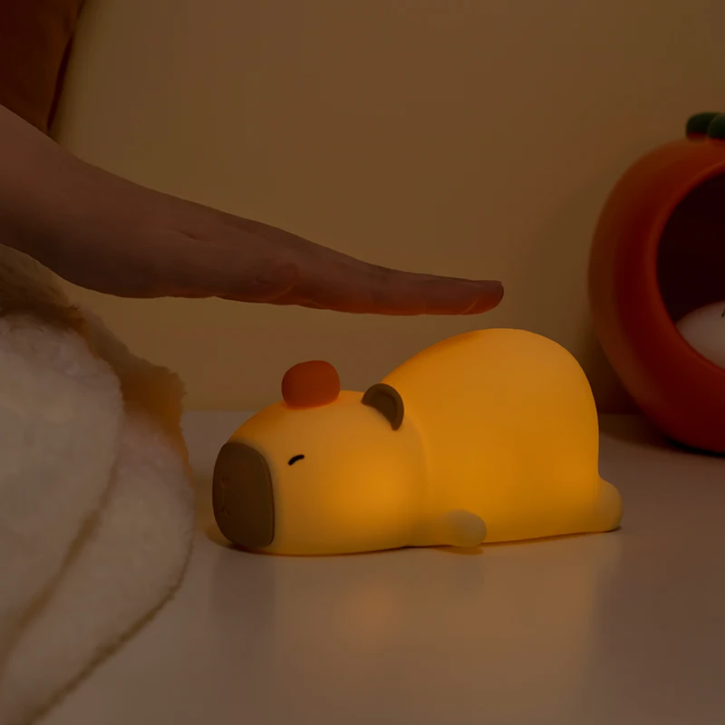 Lámpara de noche de capibara, luz de estilo adorable, interruptor de grifo de operación Simple, siete colores, varios métodos de carga, superventas