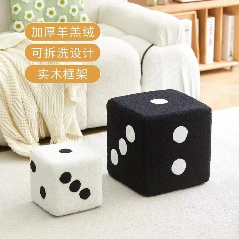 Taburete de terciopelo de cordero para el hogar, taburete para zapatos con dados, taburete para sala de estar, adornos creativos, taburete para sofá, taburete de Almacenamiento Simple