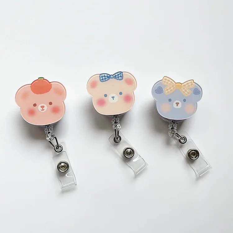 ใหม่น่ารักอะคริลิคหมีพยาบาลพยาบาลโรงพยาบาล Badge Reel Retractable ID Badge Holder 360หมุนคลิปจระเข้ชื่อผู้ถือ