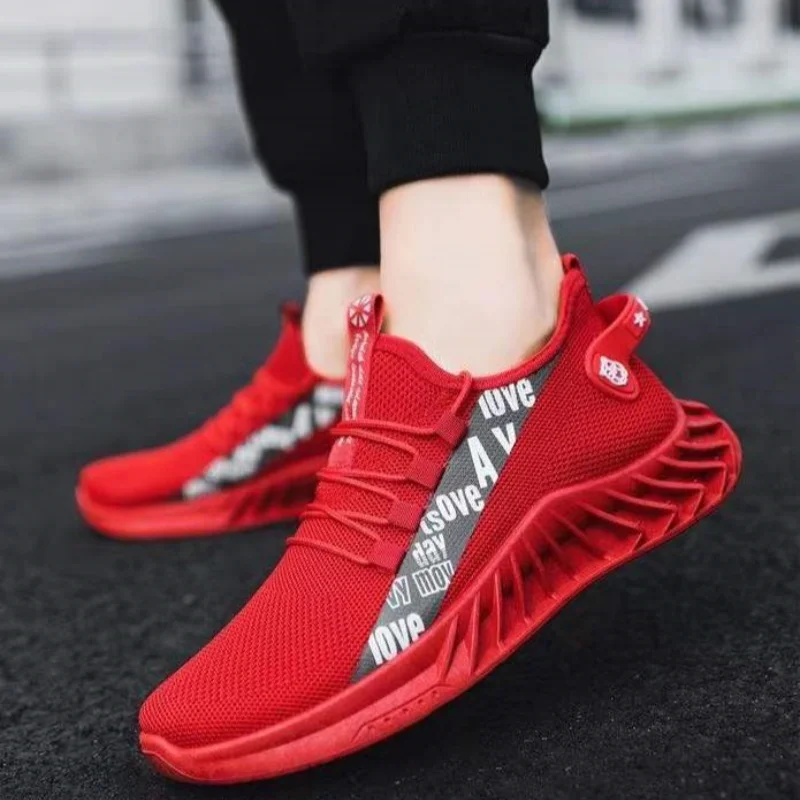 Scarpe da ginnastica casual traspiranti in rete da uomo estive suola morbida antiscivolo comfort scarpe da corsa per esterni scarpe sportive leggere per studenti di moda
