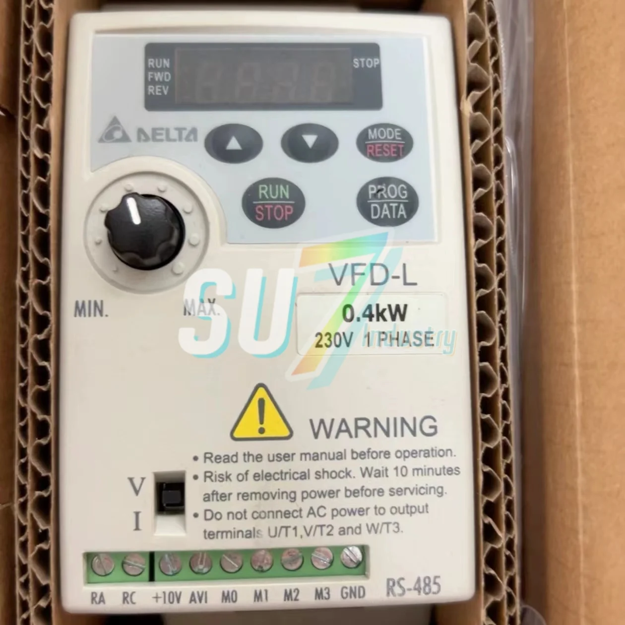 Frequency converter     VFD004EL21A      VFD004L21A    New original