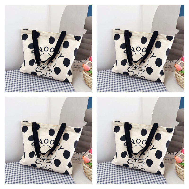 Canvas Bag Women High Capacity Bag Fashion Cartoon Snoopy Handbag Versatile One Shoulder Tote Bag Christmas Present for Girls