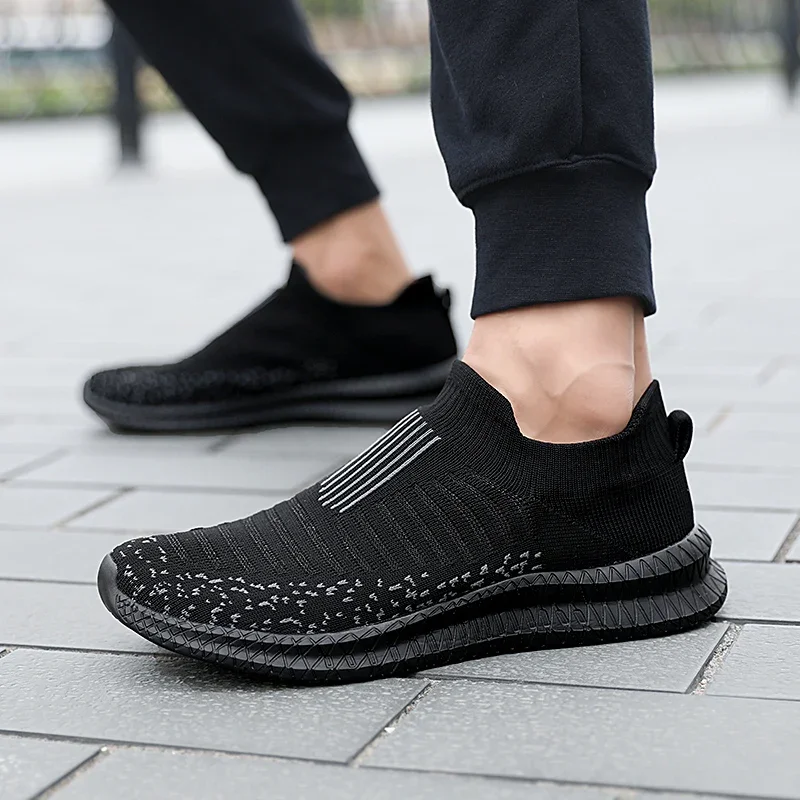 2025, atmungsaktive Herren-Freizeitschuhe, leichte Outdoor-Wanderschuhe für Herren, rutschfeste Herren-Turnschuhe, Slip-on-Flats, vulkanisierte Schuhe
