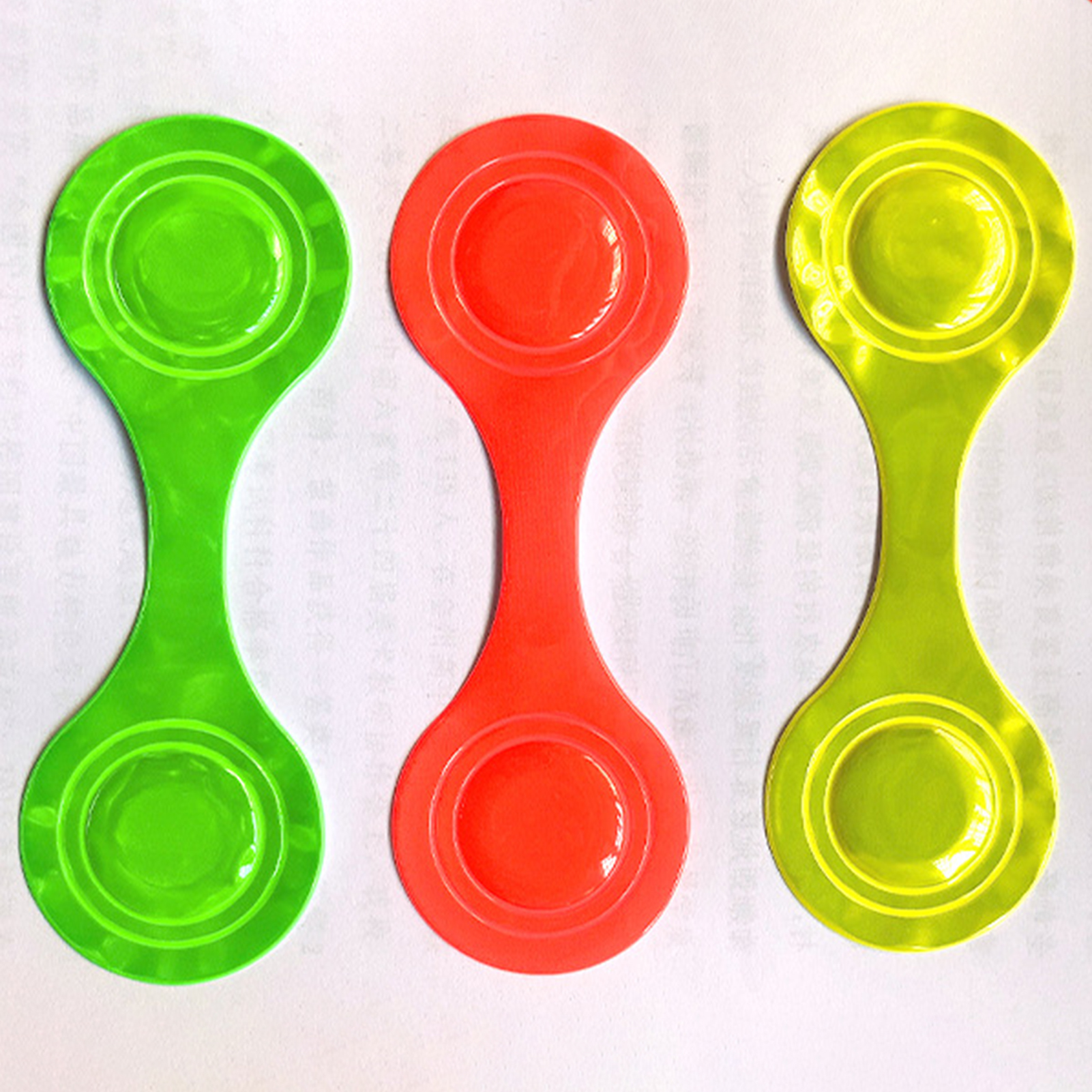 6Pcs Reflective Magnetic Clips for Kids Backpacks, Reflector Bag Clips for Night Walking Bike Cycling Safety Accessories