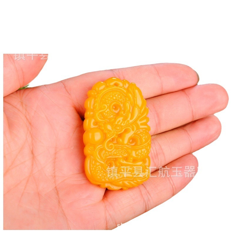 工場直販イエロードラゴン翡翠ドラゴンペンダント男性と女性の賀天翡翠ドラゴンペンダント十二支ドラゴン翡翠 Pe