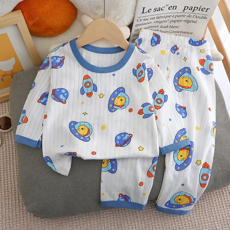 2024 ニューキッズボーイズガールズ夏の純粋な綿薄いパジャマかわいい漫画プリント長袖 Tシャツトップス + パンツベビー服セット