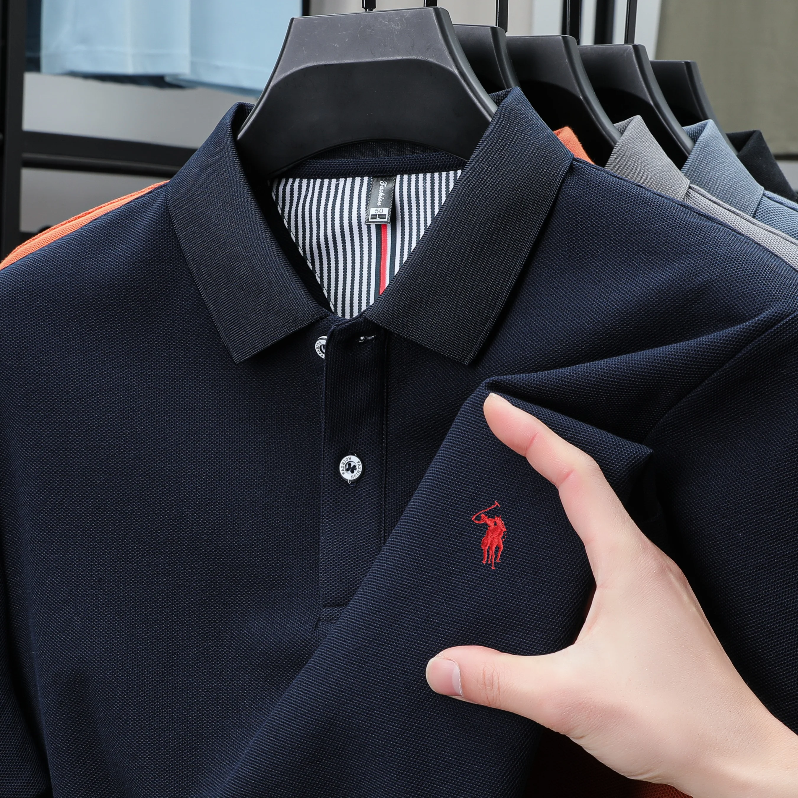 100% algodón puro novedad de verano, polo de negocios personalizado de lujo de manga corta a la moda para hombre, camiseta con bordado exquisito