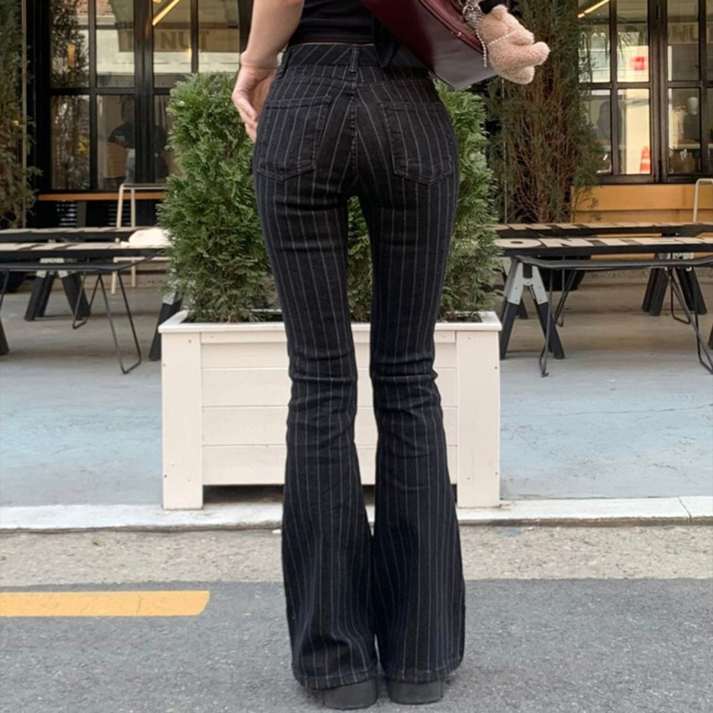 Ropa de los años 2000 Y2k, pantalones vaqueros con corte de bota de tiro bajo, pantalones vaqueros informales a rayas negras para mujer, pantalones acampanados de calle, P77-DD25