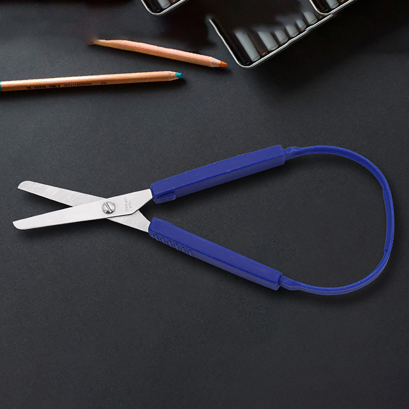 2022ใหม่ Mini ห่วงเหล็กสแตนเลสกรรไกร Adaptive การออกแบบที่มีสีสัน Grip Scissor DIY Art Craft เครื่องมือตัด Tijeras Circulares