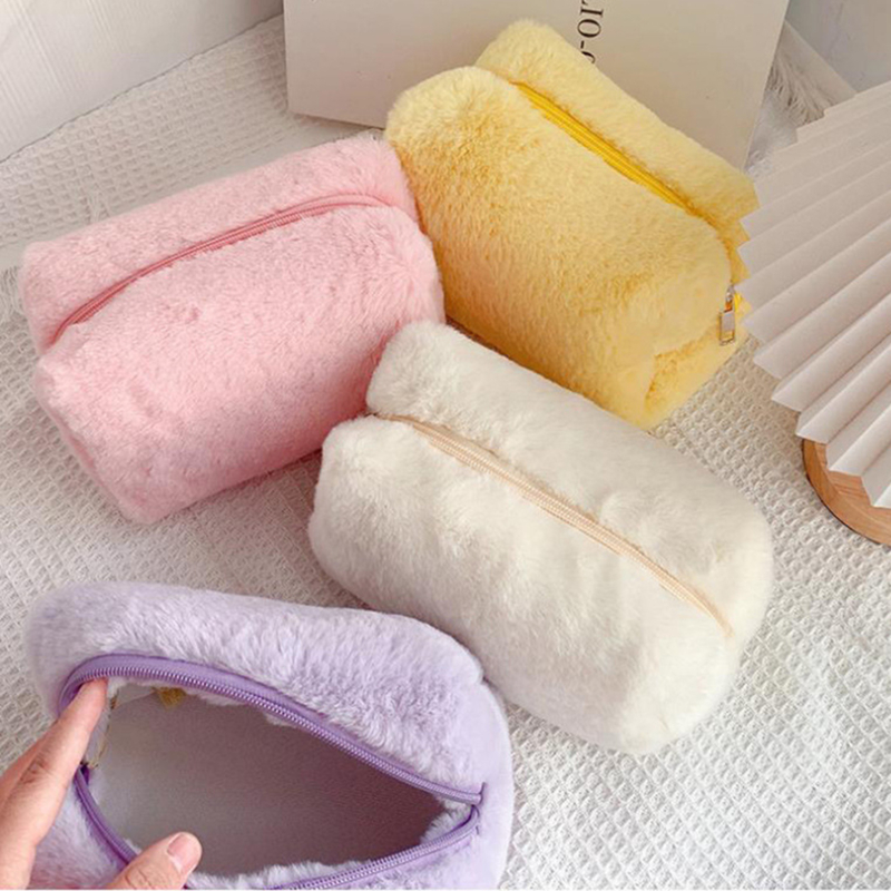 女性のための柔らかいぬいぐるみの化粧品バッグ,ブラシ付き化粧ケース,トラベルバスオーガナイザー,ハンドバッグ,女の子へのギフト