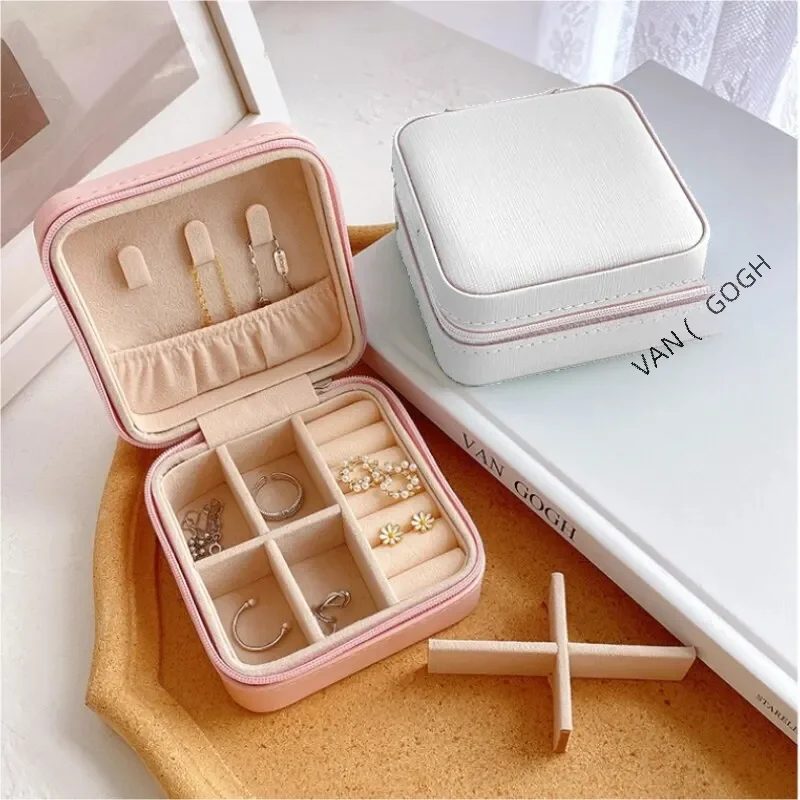 Mini scatola portaoggetti per gioielli portatile da viaggio per la famiglia, orecchini, collane, scatola portaoggetti per anelli femminili, espositore in pelle PU