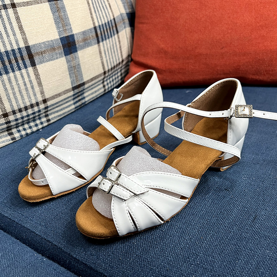 Mädchen Tanzschuhe Ballsaal Kinder Latin Dance Schuhe Frauen Damen Mädchen Tango Jazz Moderne Tanzschuhe Salsa Sandale Low Heels