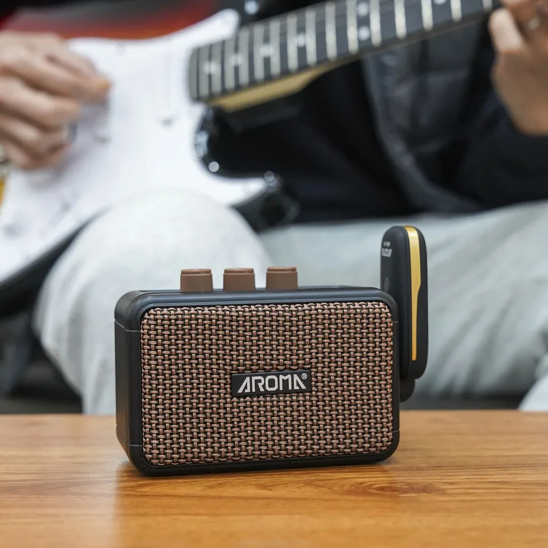 Aroma AG-04 Versterker Bluetooth Audio AMP Draagbare luidspreker Elektrische gitaar Miniversterker 5W uitgang Elektrische gitaaraccessoires