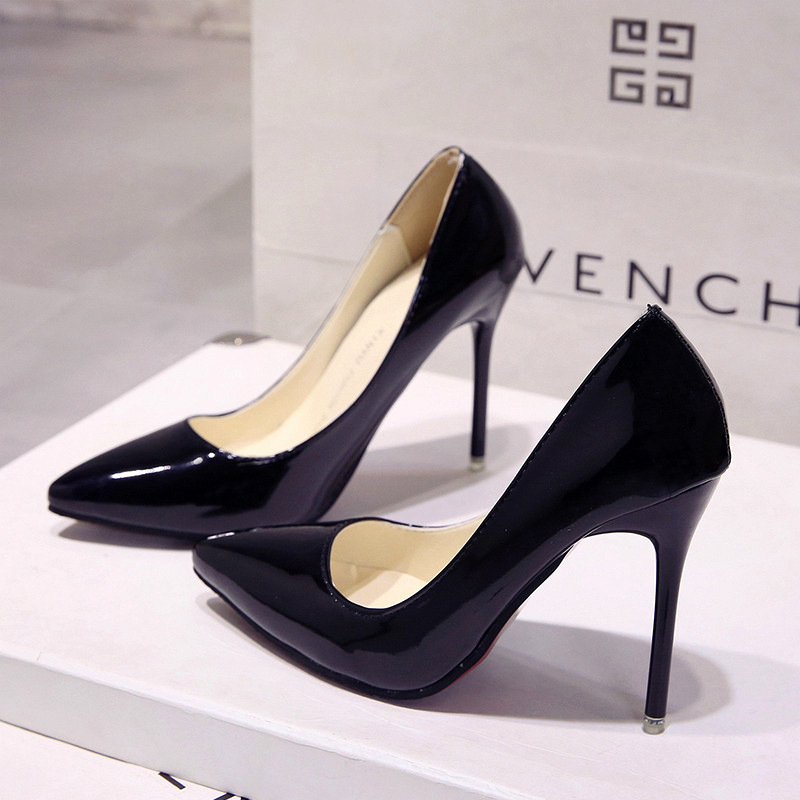 Zapatos de tacón alto para mujer, calzado de charol, punta estrecha, Sexy, talla grande, para boda