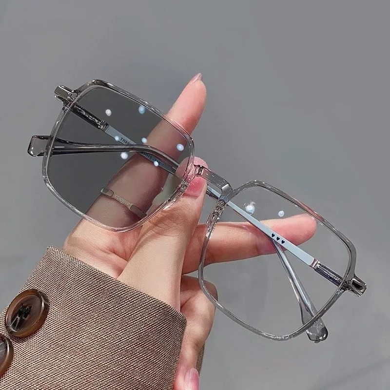 New Photochromic Anti Radiation Glasses Metal Eyeglass For Woman Men