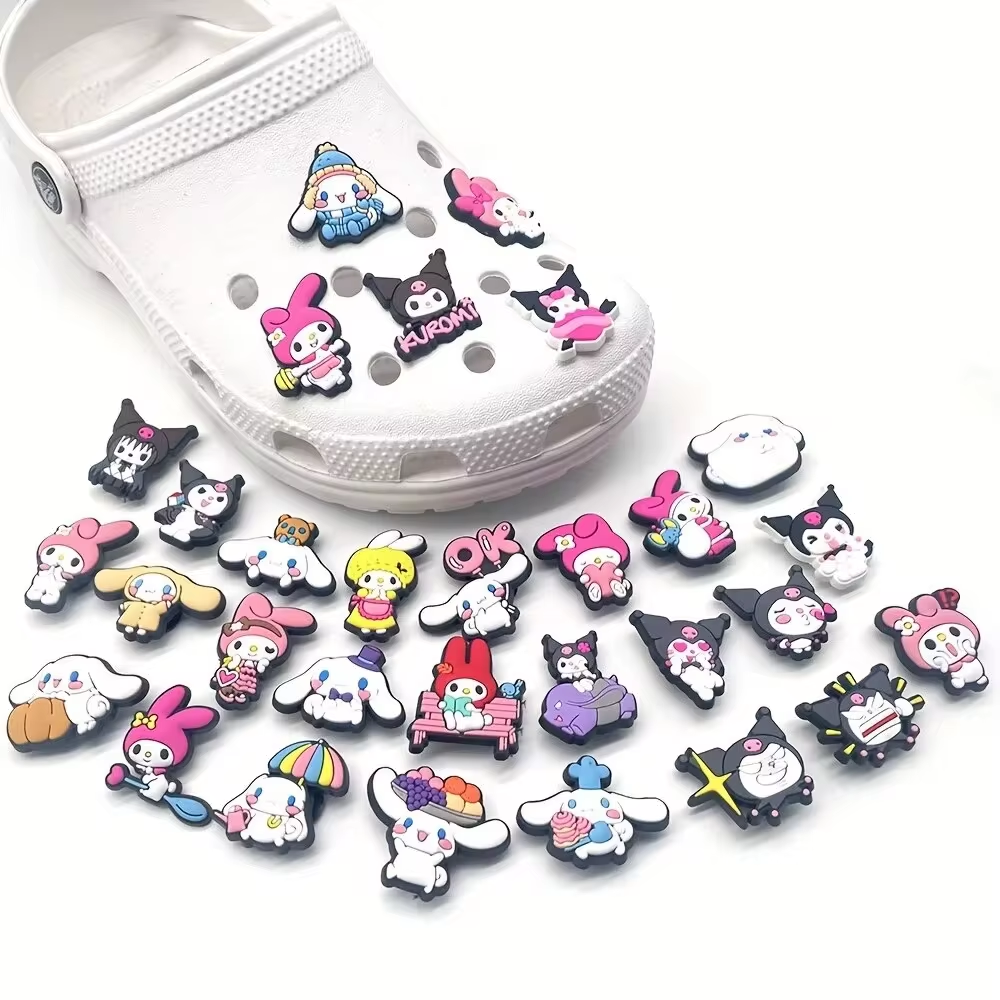 MINISO 10/30pcs Sanrio 신발 장식 액세서리 나막신 용 매력 Bogg Bag 버블 슬라이드 샌들, 생일 선물 아이디어