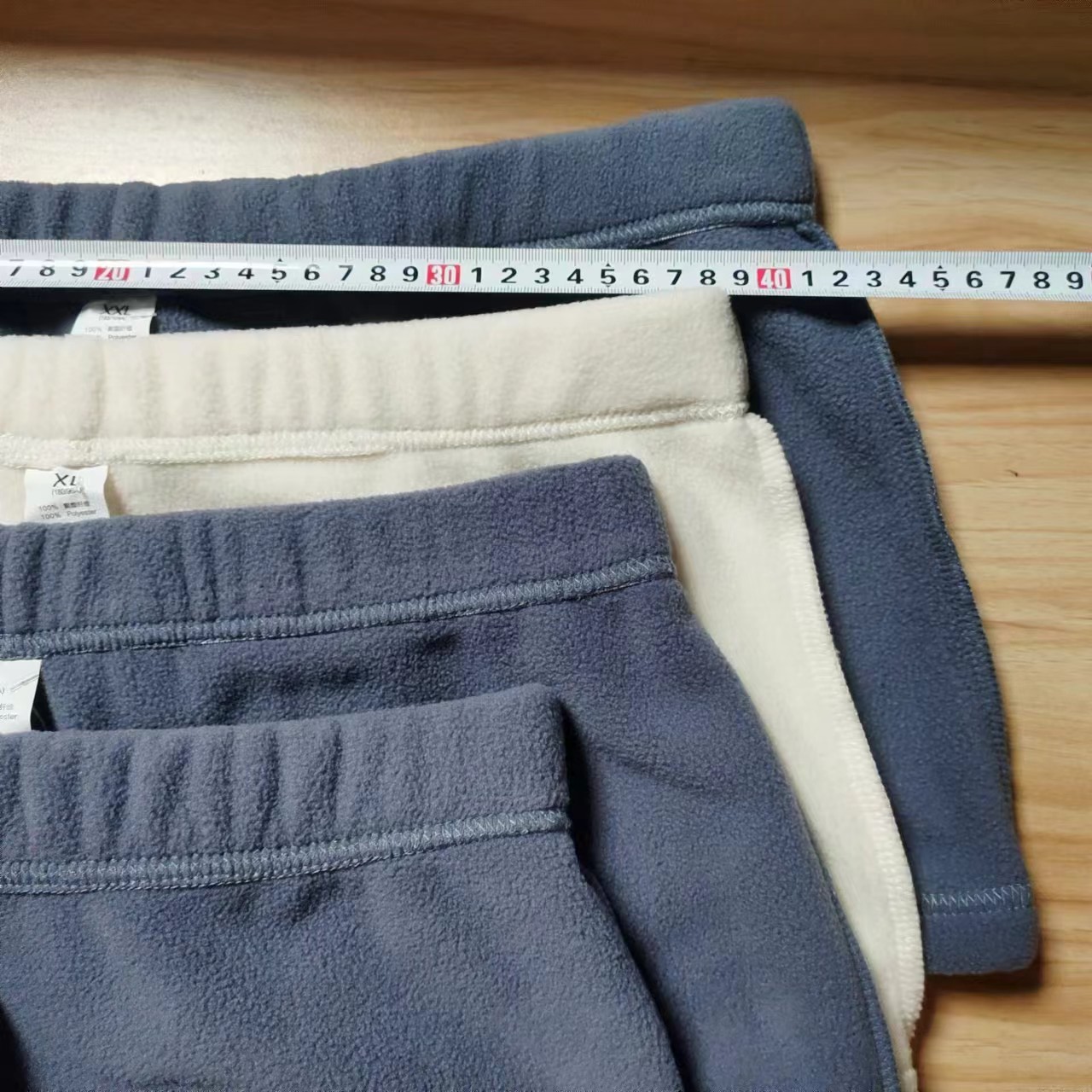 NEU KOMMT SEOBEAN SOLIDE POLARFLEECE SHORTS