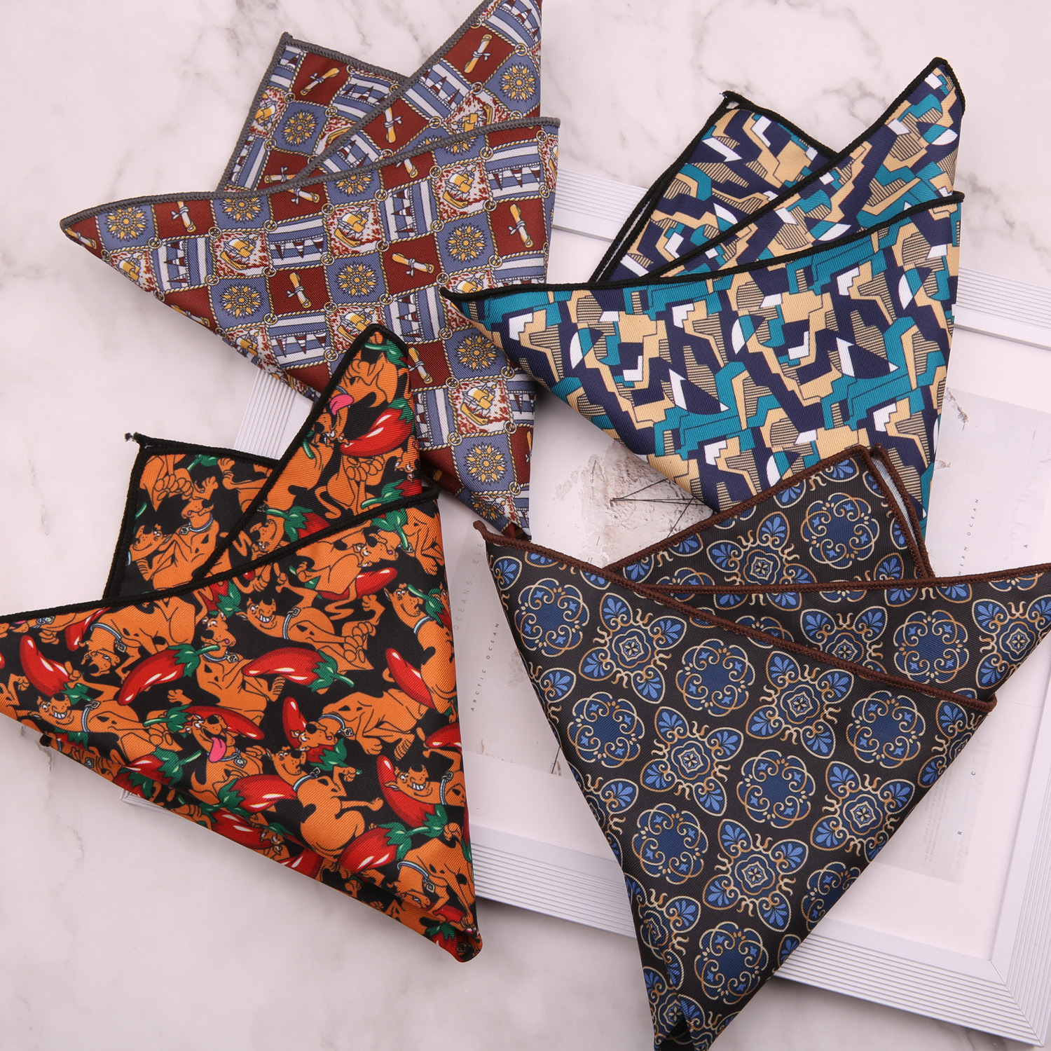 2Pcs männer Tasche Handtuch Brust Taschentuch Business Anzug Bräutigam Digital einseitig Gedruckt Große Quadrat