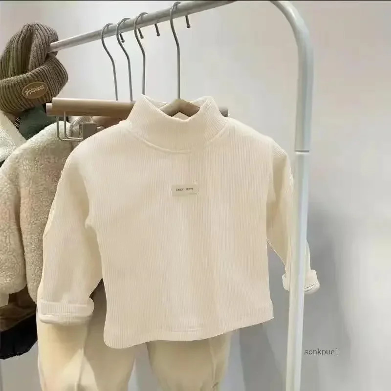厚手の子供用ぬいぐるみTシャツ,暖かい底のベビー服,秋冬